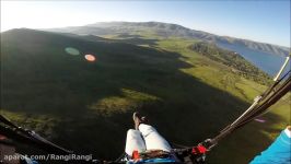 پاراگلایدر سواری روی دریاچه سوان ارمنستان  رنگی رنگی