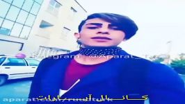 حرکات مزحک وزنانه این پسرک