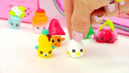 Unboxing 5 Shopkins Pack Each with Blind Bags in Surprise Backpack  Cookieswirlc Video