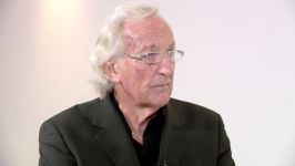 John Pilger Real possibility of nuclear war  Ukraine crisis could start World War 3