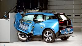 2017 BMW i3 small overlap IIHS crash test