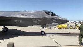 F 35 Lightning II • Hot Refueling + Aerial