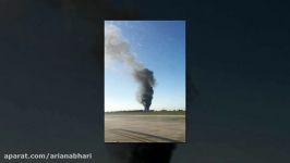 Video shows Essendon DFO plane crash in Melbourne