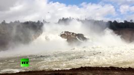 RAW Oroville Dam spills 100000 cubic feet of water per second