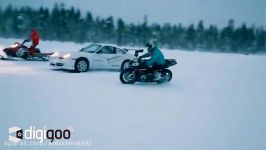 حرکات نمایشی پورشه، موتورسیکلت اتومبیل برفی روی یخ