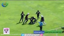 صحنه زیبای گل سارا قمی در مسابقات لیگ برتر فوتبال زنان