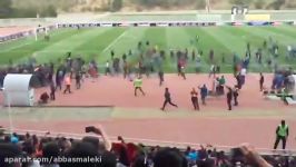 خوشحالی هواداران،و بازیکنان تیم ملی فوتبال افغانستان بعد پیروزی در مقابل تیم