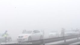 تصادف زنجیره ای ده ها خودرو در هوای مه آلود اتوبان مشهد