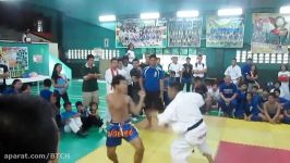 Blackbelt Kyokushin Karate vs Muay Thai