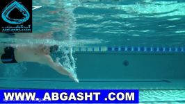 آموزش شنا  شیوه تنفس صحیح در شنای کرال پشت