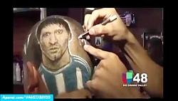 ماهرترین آرایشگر جهانکشیدن چهره فوتبالیست ها روی سر