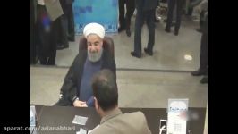 روحانی آمد، ثبت نام در انتخابات ریاست جمهوری ۱۳۹۶، دو انگشت رنگی روحانی