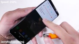 مقاومت Galaxy S8 در برابر آتش ، خراش خم شدن