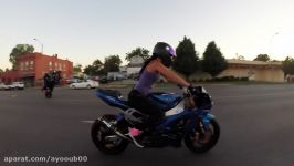 Crazy girl does motorcycle stunts on St. Louis streets 2015