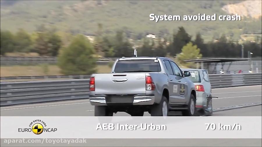 2016 Toyota Hilux  Crash Test