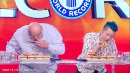 رکورد گینس خوردن بیشترین همبرگر در 3 دقیقه