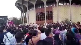 جشن پیروزی هواداران روحانی در چهارراه ولیعصر