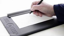 مفاهیم رنگ چراغ روی Wacom Intuos Pro Paper Edition