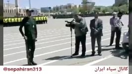 اهدای سردوشی توسط فرمانده معظم کل قوام امام خامنه ای