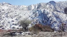 بارش برف در روستای دهیج