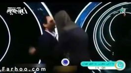 لحظه دیدار پدر خواهران منصوریان در برنامه ماه عسل