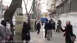 رپ خوانی دخترها پسرهای ایرانی در تهران، موضوع آلودگی هوا