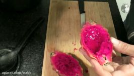 How To Eat Red Dragon Fruit  معرفی آموزش خوردن میوه اژدهای سرخ