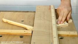 Cómo hacer una lámpara con perchas de madera