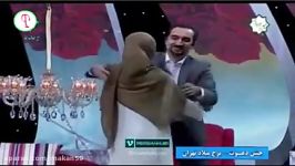 در آغوش کشیدن دومجری زن