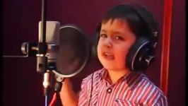 خواندن آهنگ تاجیکی توسط پسر 4 ساله