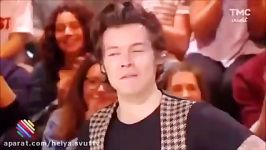 واكنش طرفداراى Harry styles به اهنگ sign of the times 