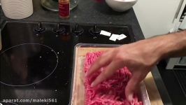 How To Make The Perfect Hamburger 1 آموزش درست کردن برگر زغالی