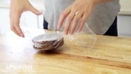 HOW TO COVER A CAKE WITH CHOCOLATE GANACHE