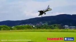 AMAZING RADIO CONTROLLED Hawker Harrier JUMP JET