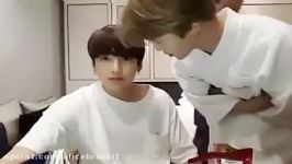 وی لایو مکنه لاینjungkook jimin v