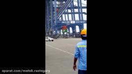 ACCIDENT CRANE OPERATOR DROPS CONTAINER CHASSIS