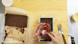 چگونه کیک بستنی برونو ساندی درست کنیم