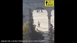 لحظه درگیری نیروهای اشغالگر اسرائیل در مسجد الاقصی