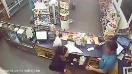 سرقتی عجیب به شیوه یک زن فروشگاه