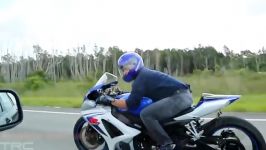 Evo IX battles Suzuki GSXR 1000