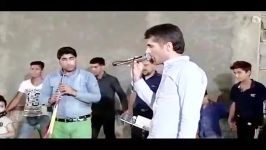 کلیپ ویدیو...لری درجشن عروسی ..باصدای صادق موسوی ونوازندگی کرنا..احمدکرمپور.دهول