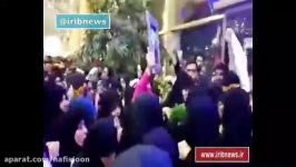 لحظه ورود خانواده شهید محسن حججی به فرودگاه مشهد