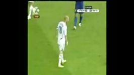 ضربه سر زدن زیدان به بازیكن ایتالیا در جام جهانی 2006 آ
