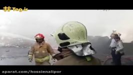 تلاش آتش نشانان برای مهار کامل آتش در خیابان فدائیان اس