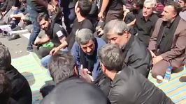 حضور دكتر احمدی نژاد در مراسم اقامه نماز ظهر عاشورا..