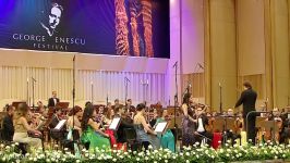 Sarah Chang şi Orchestra Română de Tineret  Concertul pentru vioară și orchestră de Jean Sibelius