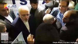 درخواست یک روحانی ظریف در حاشیه نمایشگاه مطبوعات