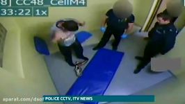 تصاویرشوکه کننده برهنه کردن یک مرد توسط پلیس انگلیس