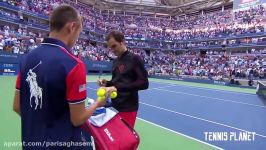 Roger Federer hits a ball directly into his families hand in the crowd  Us Open 2017 HD