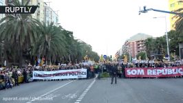 Catalonia Clamor Hundreds of thousands invade Barcelona streets in protest